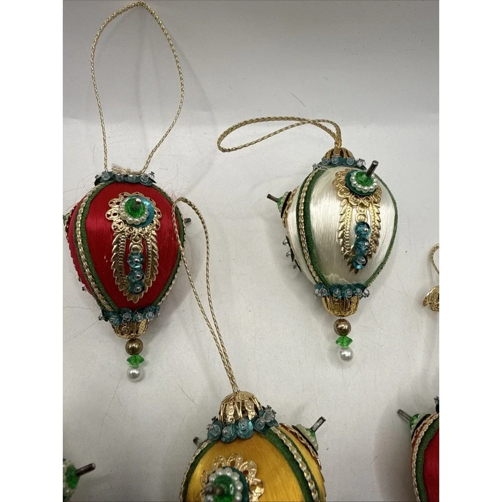 Lot Of 5 Vintage Push Pin Sequin Christmas Tree Ornaments Handmade MCM Red Whole